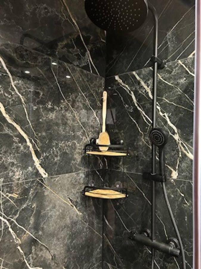 Appartement Jacuzzi 纳博讷 外观 照片